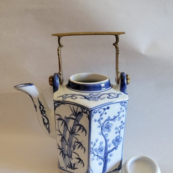 Antique Hexagon China Blue and White Porcelain Hand Painted Teapot - Picture 2 of 4